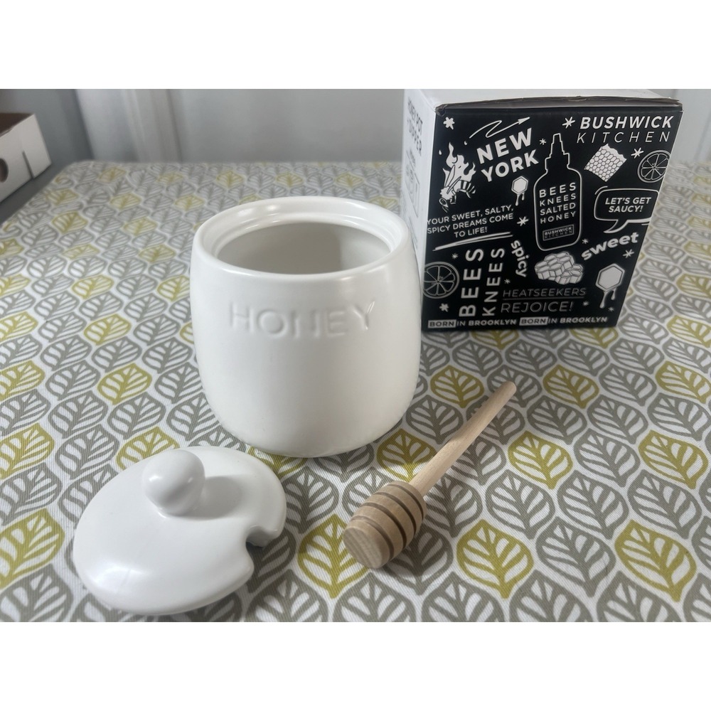 NIB Bushwick Kitchen White Ceramic Honey Pot with Wooden Dipper, Dishwasher Safe - Picture 2 of 6
